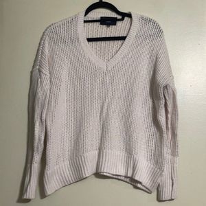 LINE V neck sweater